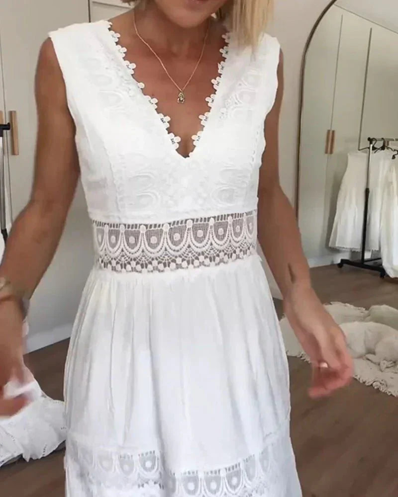Noelle | Elegant och luftig vit sommarklänning