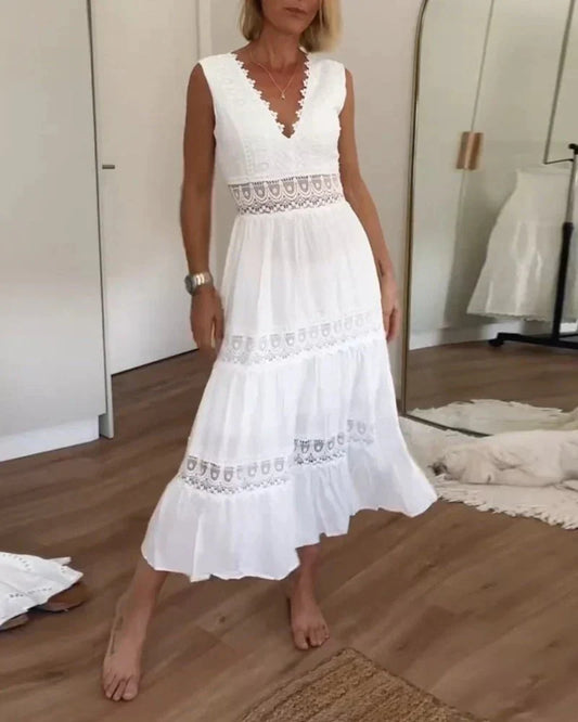 Noelle | Elegant och luftig vit sommarklänning